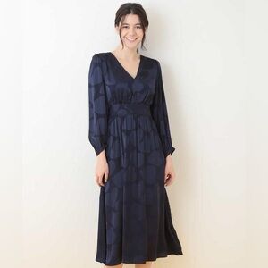 Tara Jarmon Elegant Feminine Chic Timeless Satin Heart Midi Dress 36/ US 4